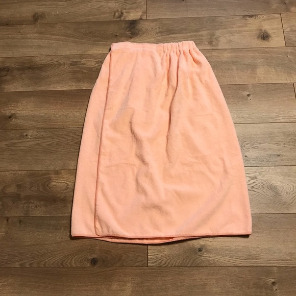 Other - NWOT Women’s Peach Summer Swimsuit Coverup